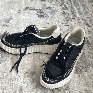 Dolce Vita Stylish Black Platform Sneakers